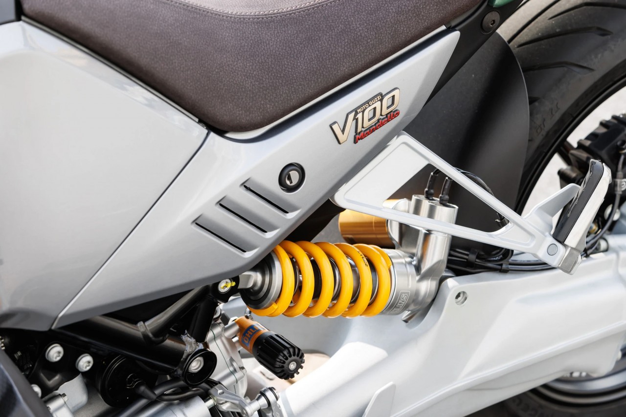 Moto Guzzi V100 Mandello ra mắt, tháng 8 có mặt tại Việt Nam Moto Guzzi V100 Mandello ra mắt, tháng 8 có mặt tại Việt Nam