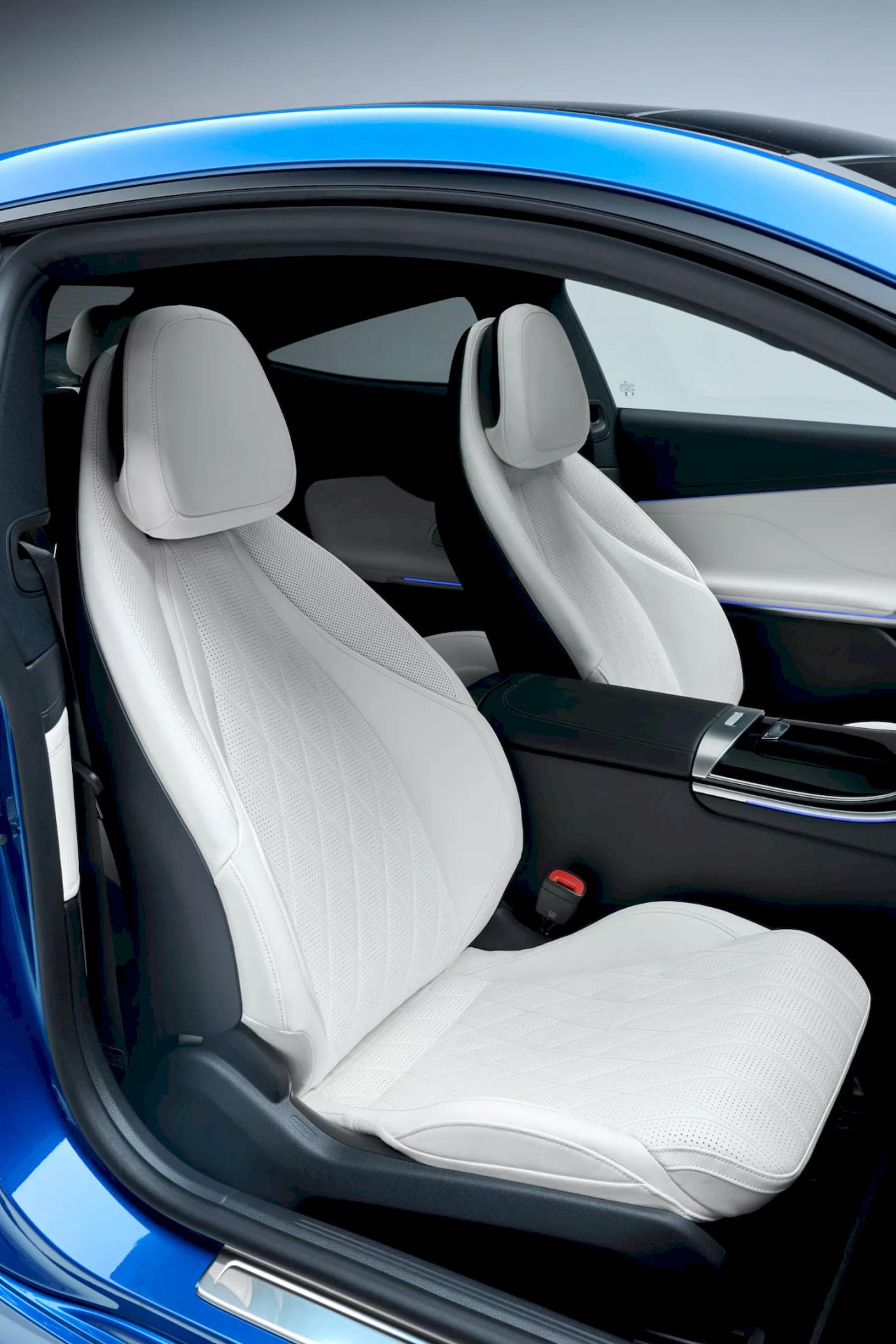 Mercedes-Benz trình làng coupe hạng sang hoàn toàn mới