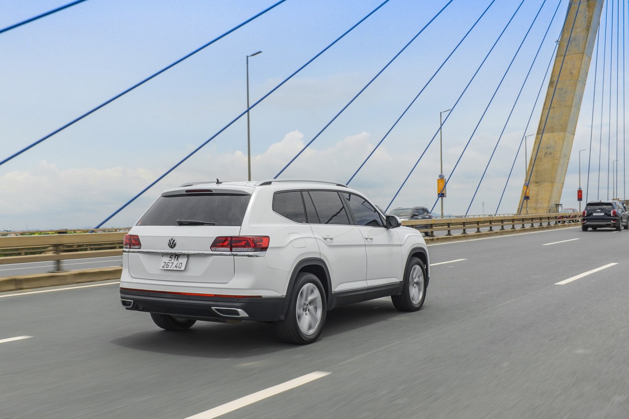 Volkswagen tặng thẻ đặc quyền 300 triệu đồng khi mua Teramont Volkswagen tặng thẻ đặc quyền 300 triệu đồng khi mua Teramont