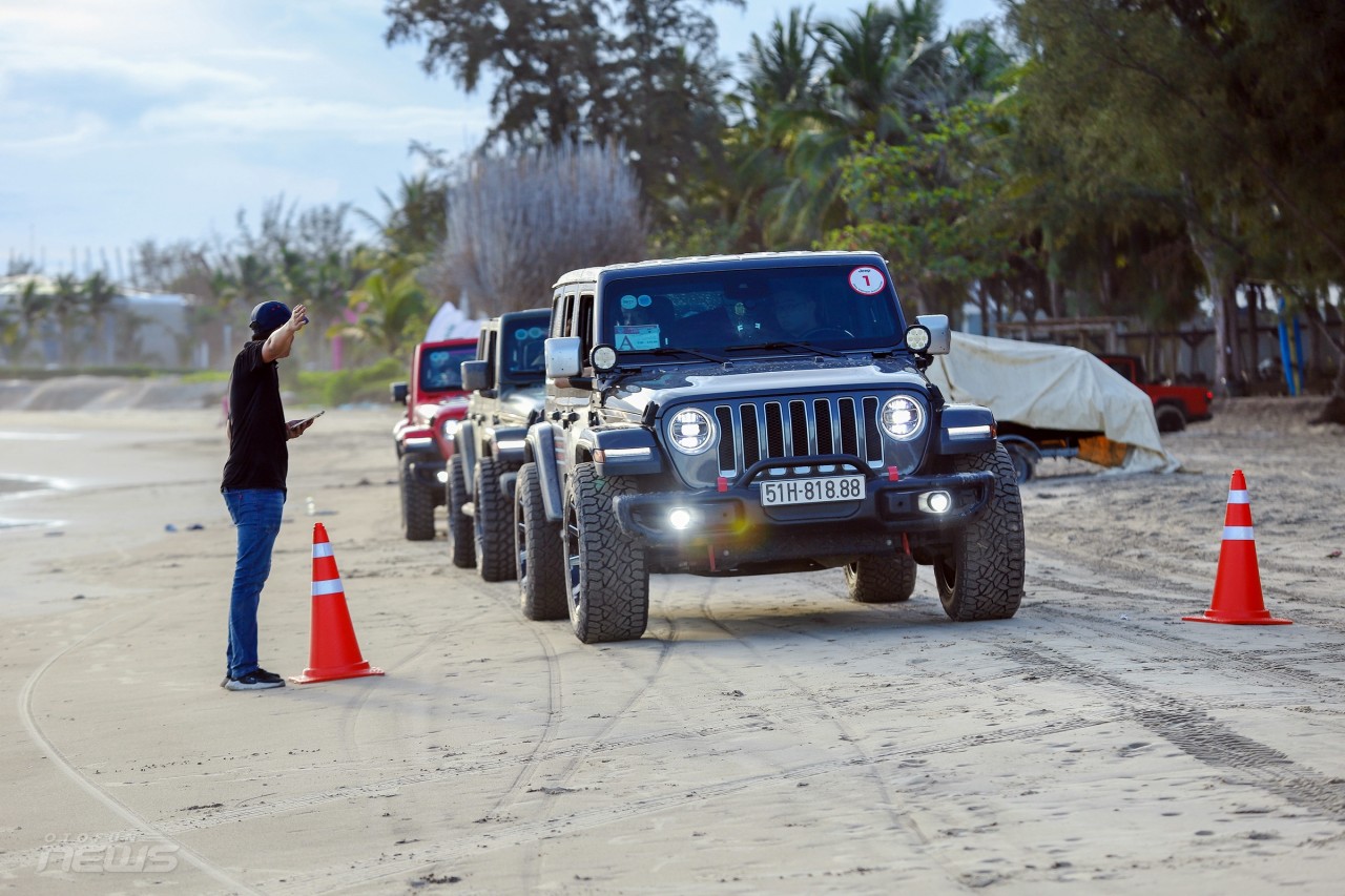 Jeep Caravan: Từ suối rừng La Ngâu đến vùng biển Vĩnh Hy đầy gió