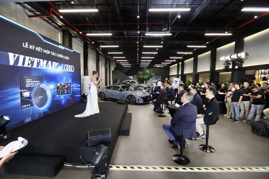 Audi và Vietmap hợp tác ra mắt sản phẩm mới Android box BS10 Audi và Vietmap hợp tác ra mắt sản phẩm mới Android box BS10