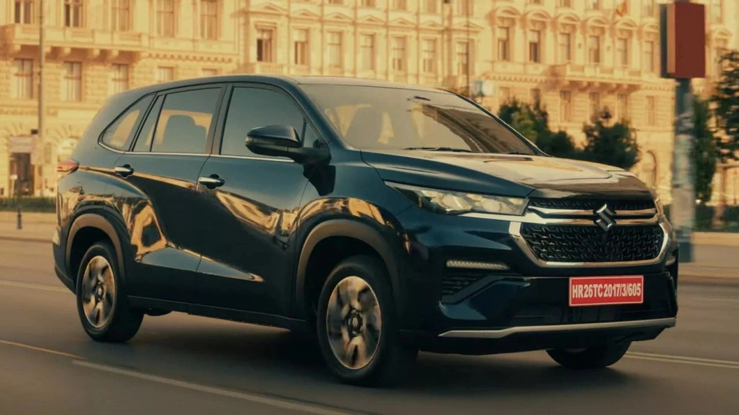 Cận cảnh Suzuki Invicto hybrid 2024 'anh em song sinh' của Toyota Innova Suzuki Invicto Hybrid 2024 có tổng công suất 183 mã lực.