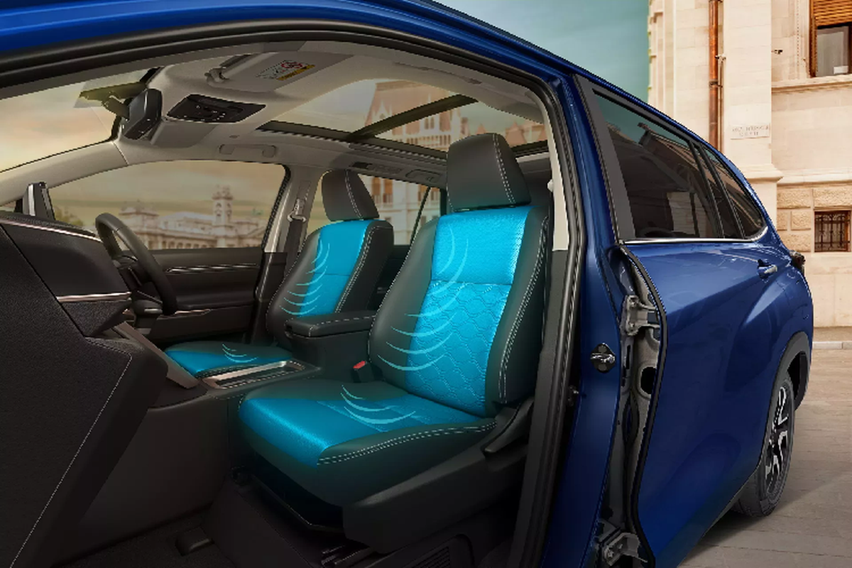 Cận cảnh Suzuki Invicto Hybrid 2024 'anh em song sinh' của Toyota Innova