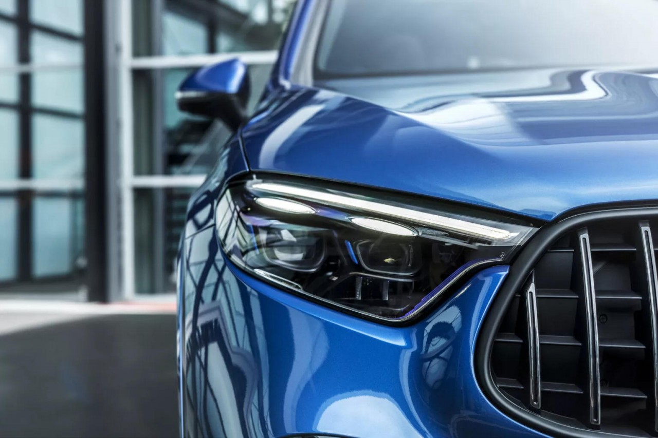 Mercedes-AMG giới thiệu bộ đôi xe hiệu năng cao GLC 43 và GLC 63