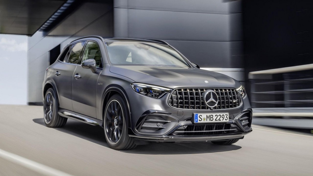 Mercedes-AMG giới thiệu bộ đôi xe hiệu năng cao GLC 43 và GLC 63