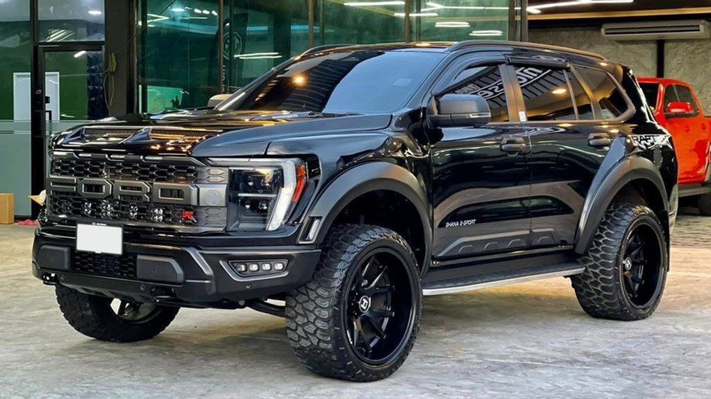 Xuất hiện bản độ Ford Everest Raptor tại Thái Lan