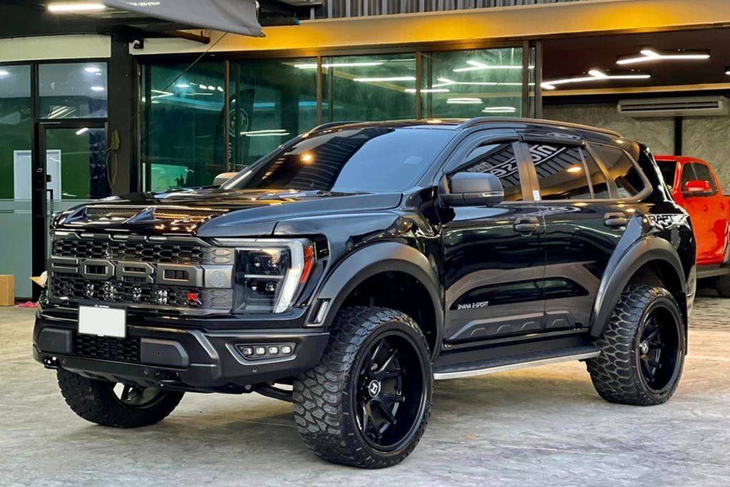 Xuất hiện bản độ Ford Everest Raptor tại Thái Lan Xuất hiện bản độ Ford Everest Raptor tại Thái Lan