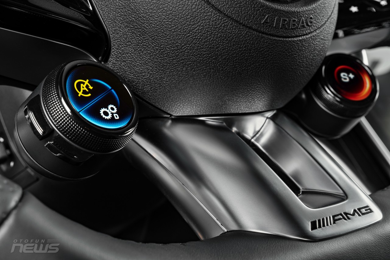 Mercedes-AMG C 43 4Matic đã có mặt tại đại lý, chốt giá 2,96 tỷ đồng