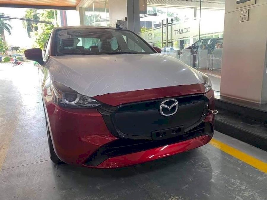 Mazda2 2023 chưa ra mắt tại Việt Nam, xe đã có mặt tại lý Mazda 2 2023 xuất hiện tại đại lý.