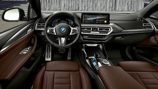 BMW iX3 và i4 sẽ ra mắt tại Việt Nam vào ngày 31/3 BMW iX3 và i4 sẽ ra mắt tại Việt Nam vào ngày 31/3