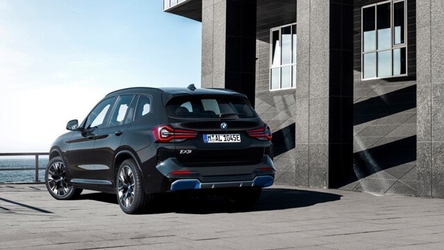 BMW iX3 và i4 sẽ ra mắt tại Việt Nam vào ngày 31/3 BMW iX3 và i4 sẽ ra mắt tại Việt Nam vào ngày 31/3