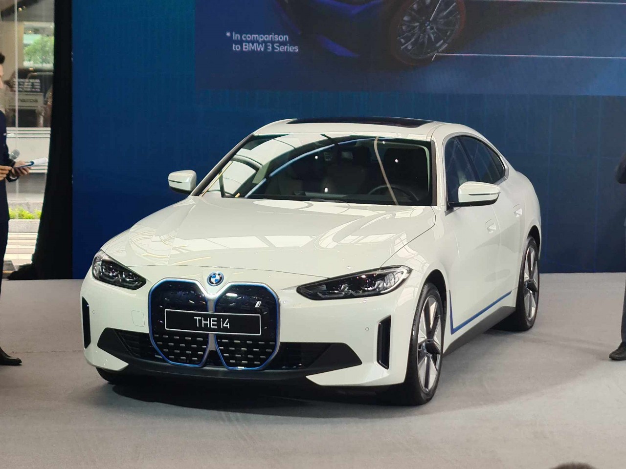 Xe thể thao thuần điện BMW i4 mở bán tại Việt Nam Xe thể thao thuần điện BMW i4 mở bán tại Việt Nam