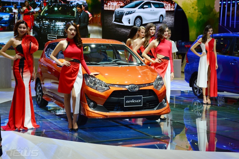 vms 2017 toyota wigo co la ke thach thuc moi trong phan khuc hatchback co nho