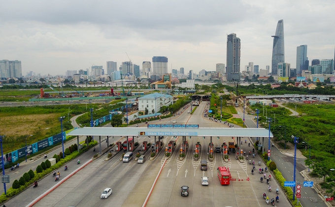 Hai trạm thu phí bỏ hoang ở trung tâm TP HCM hai tram thu phi bo hoang o trung tam tp hcm
