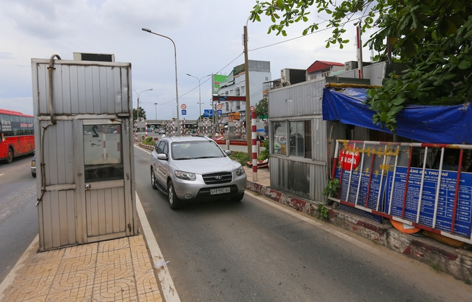 Hai trạm thu phí bỏ hoang ở trung tâm TP HCM hai tram thu phi bo hoang o trung tam tp hcm