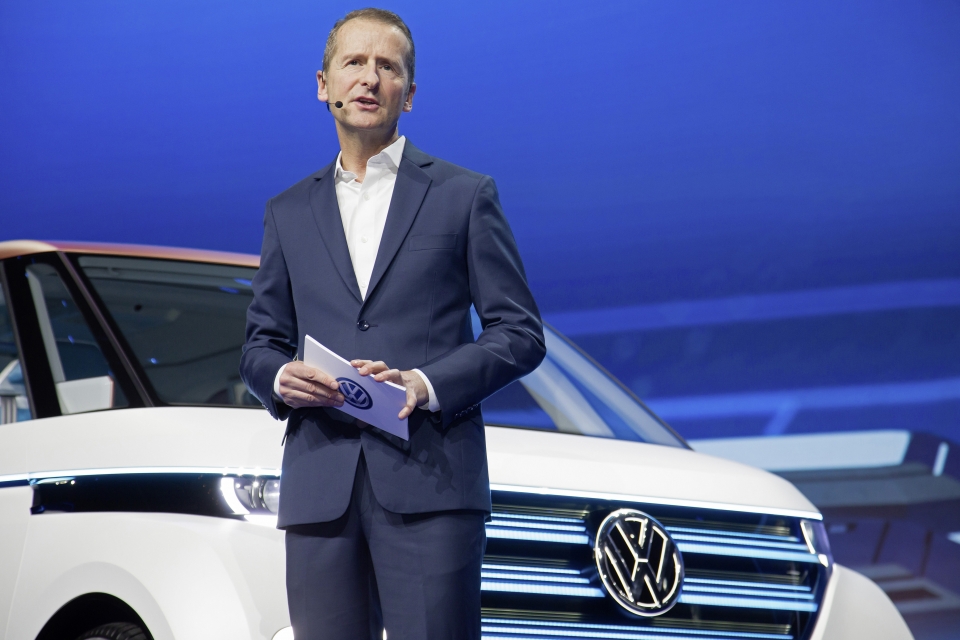 volkswagen xuat xuong chiec xe thu 150 trieu tai nha may wolfsburg