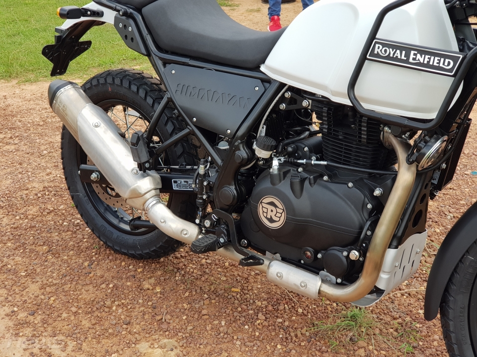 Royal Enfield Himalayan chính thức bán tại Sài Gòn giá 132 triệu đồng royal enfield himalayan chinh thuc co mat tai sai gon voi gia 1317 trieu dong