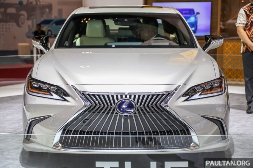 Lexus ES 2019 đầu tiên có mặt tại Đông Nam Á lexus es 2019 dau tien co mat tai dong nam a