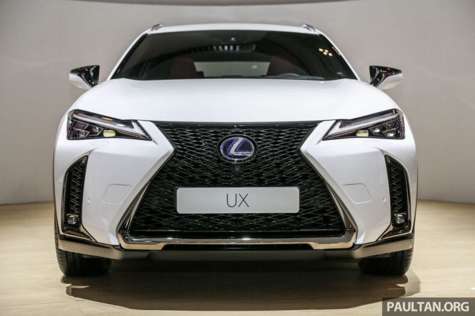 lexus ux chiec suv moi ra mat thi truong chau a