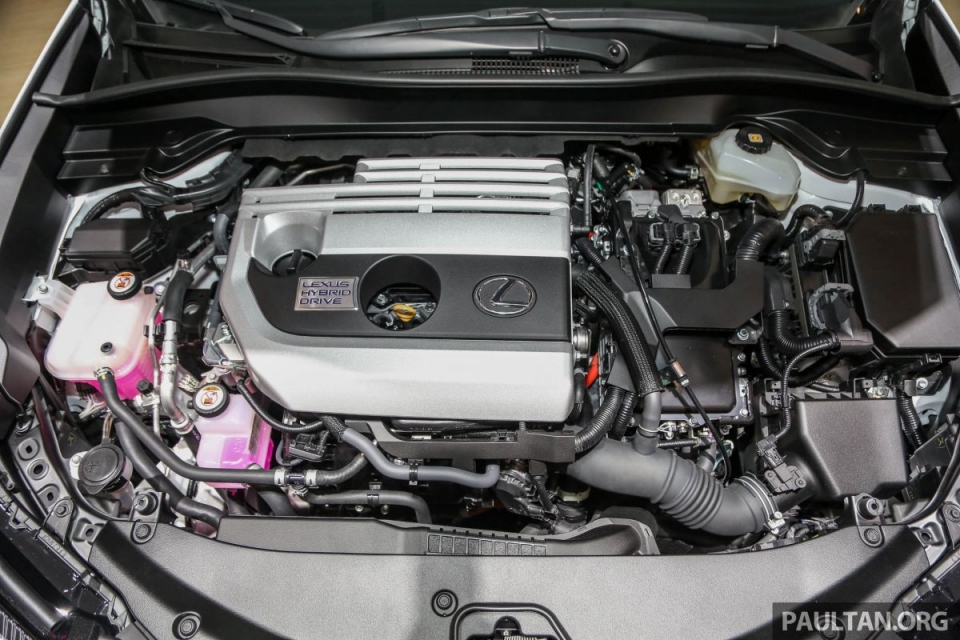 lexus ux chiec suv moi ra mat thi truong chau a