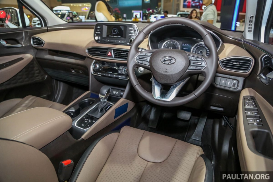 Hyundai Santa Fe hoàn toàn mới chào sân Đông Nam Á, giá từ 800 triệu đồng hyundai santa fe hoan toan moi chao san dong nam a gia tu 800 trieu dong