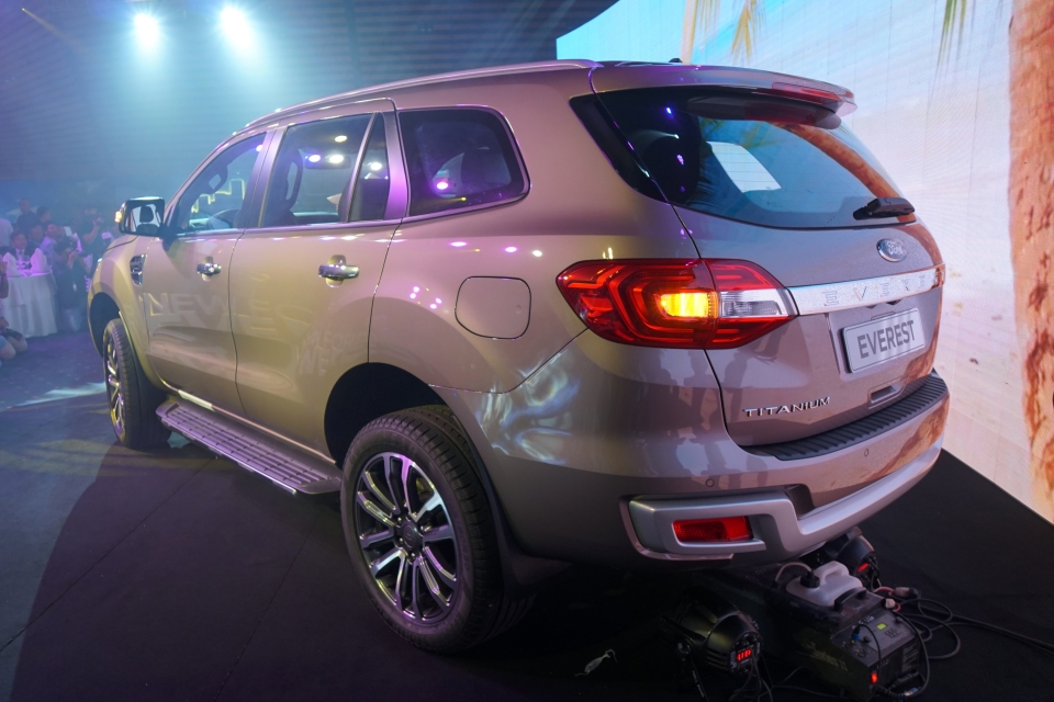 Chi tiết Ford Everest 2018 vừa được ra mắt tại Việt Nam chi tiet ford everest 2018 vua duoc ra mat