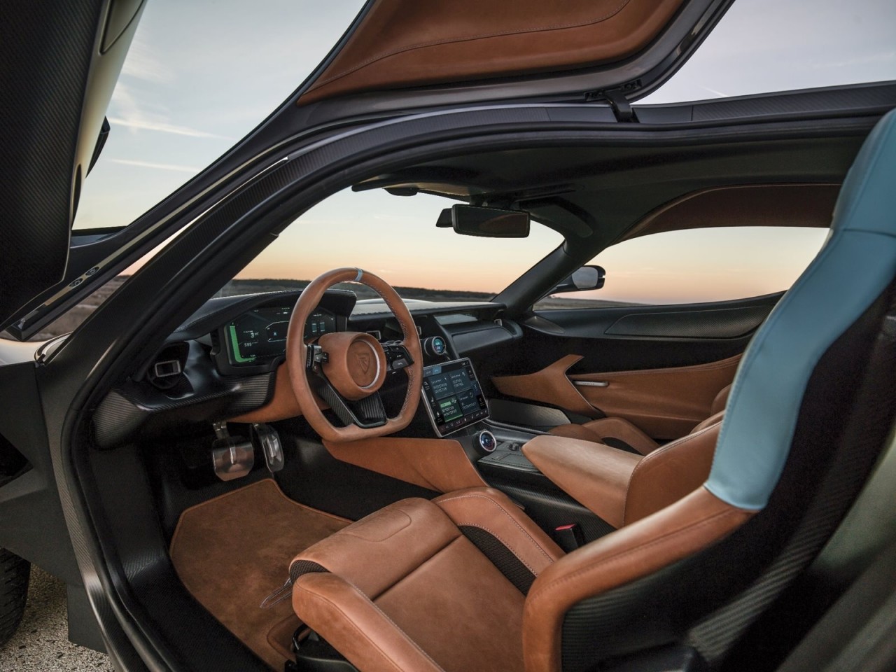 Siêu điện c_two: công suất 1.914 mã lực, giới hạn chiếc sieu xe dien rimac c two cong suat 1914 ma luc gioi han 150 chiec