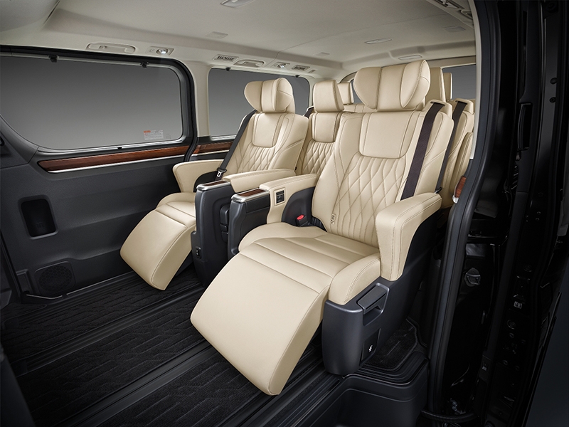 Toyota Majesty ra mắt Minivan hạng sang như Lexus , giá từ 1,28 tỷ đồng toyota majesty ra mat minivan hang sang nhu lexus gia tu 128 ty dong