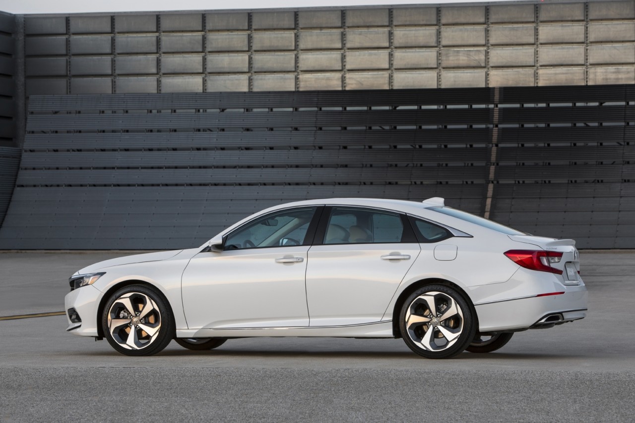 Honda Việt Nam nhận đặt hàng Accord 2020 từ ngày 23/9 honda accord 2020 chinh thuc nhan coc tu ngay 239