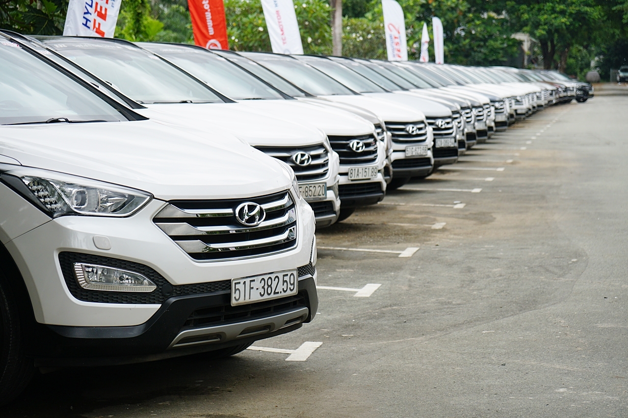 hyundai fest 2 quy tu hon 100 xe tham du