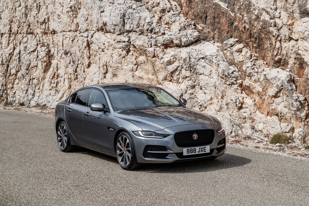 Jaguar Land Rover Việt Nam tung khuyến mãi lớn jaguar land rover viet nam tung khuyen mai lon