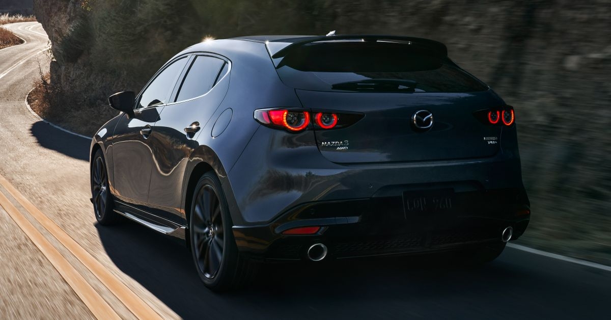 Mazda3 Turbo 2021 có giá gấp rưỡi bản tiêu chuẩn mazda3 turbo 2021 co gia ruoi aban tieu chuan