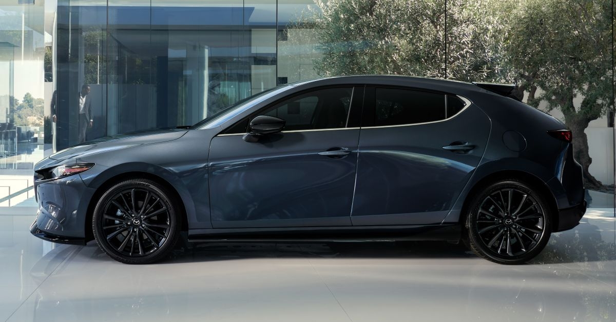 Mazda3 Turbo 2021 có giá gấp rưỡi bản tiêu chuẩn mazda3 turbo 2021 co gia ruoi aban tieu chuan