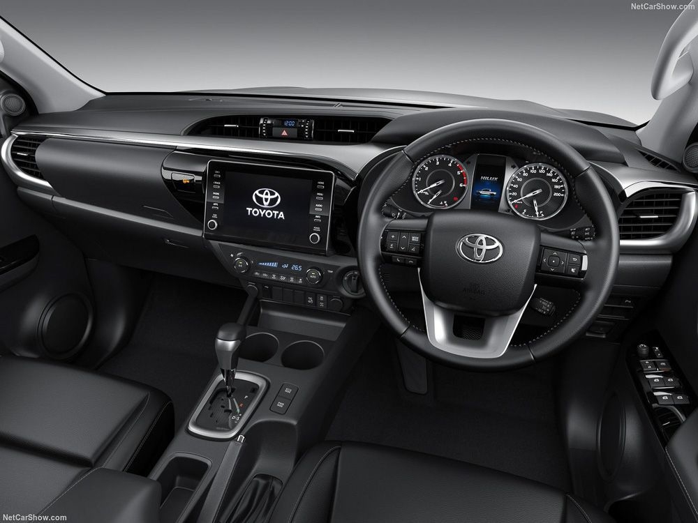 Đánh giá chi tiết Toyota Hilux 2021 sắp về Việt Nam danh gia chi tiet toyota hilux 2021 sap ve viet nam