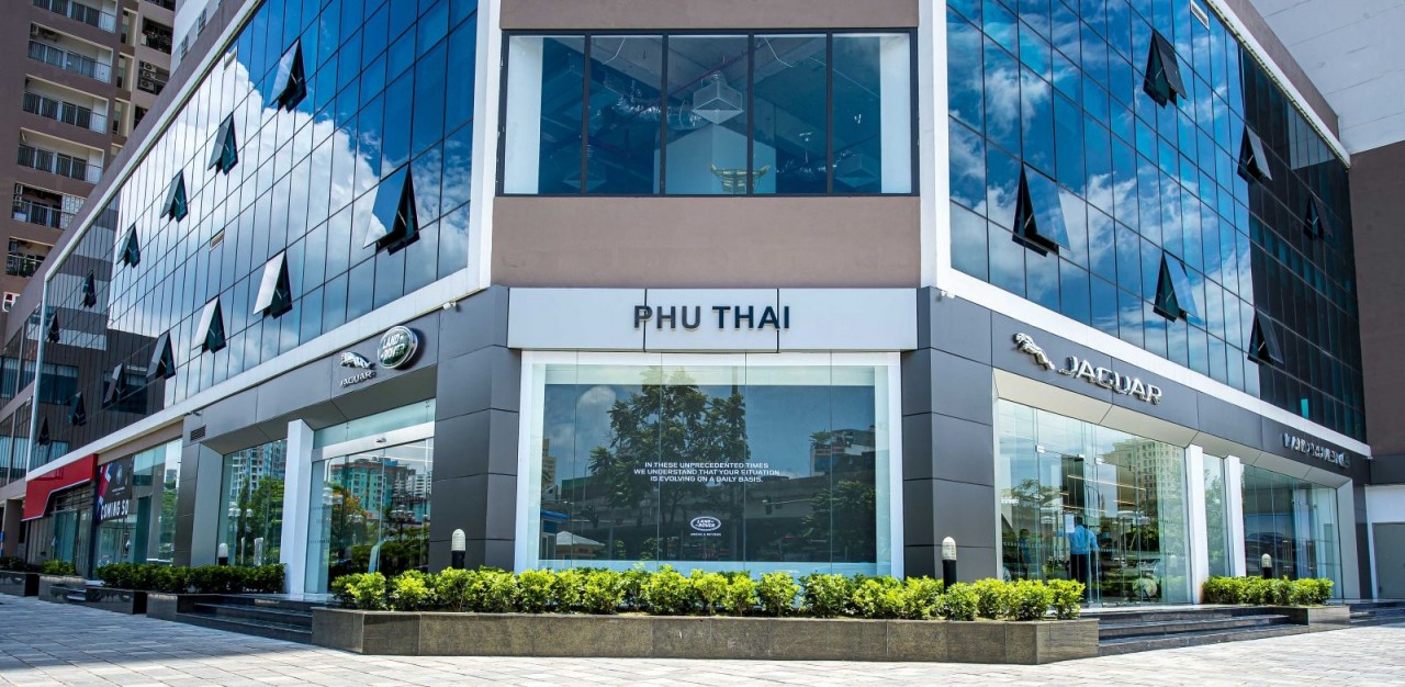 Showroom mới của Jaguar Land Rover tại Hà Nội đi vào hoạt động showroom moi cua jaguar land rover tai ha noi di vao hoat dong