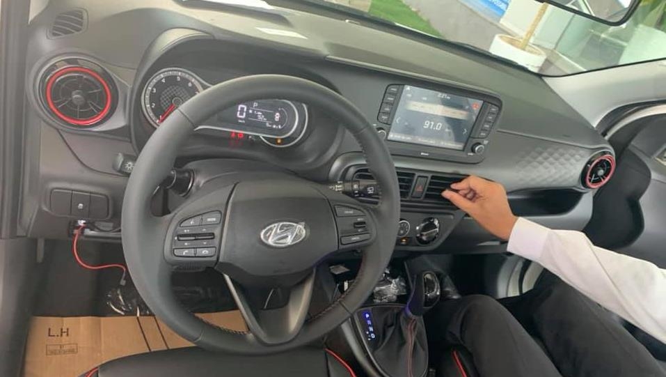 Cận cảnh Hyundai i10 2021 xuất hiện tại đại lý Cận cảnh Hyundai i10 2021 xuất hiện tại đại lý