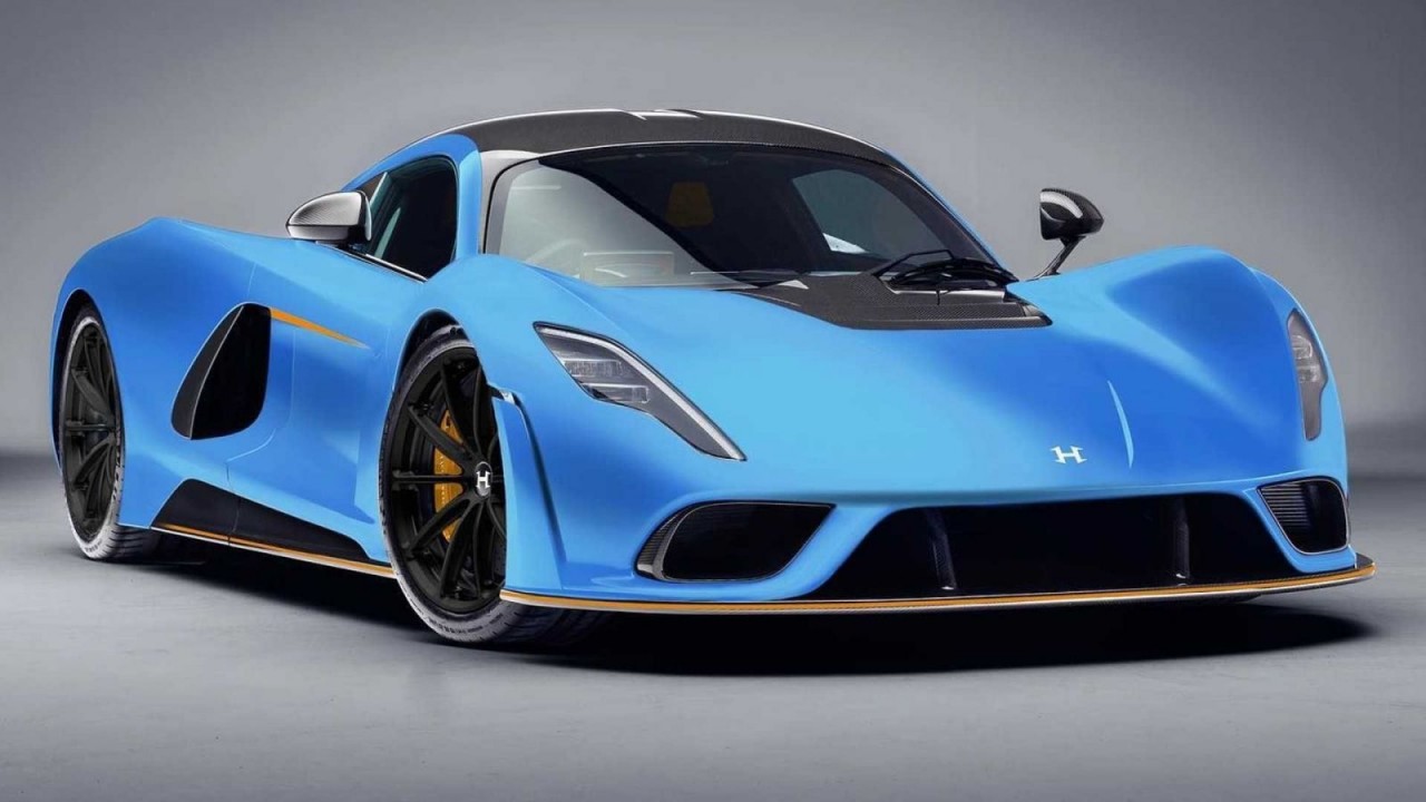 Siêu phẩm Hennessey Venom F5 đầu tiên được sản xuất Siêu phẩm Hennessey Venom F5 đầu tiên được sản xuất