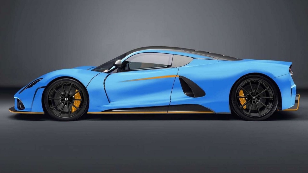 Siêu phẩm Hennessey Venom F5 đầu tiên được sản xuất Siêu phẩm Hennessey Venom F5 đầu tiên được sản xuất