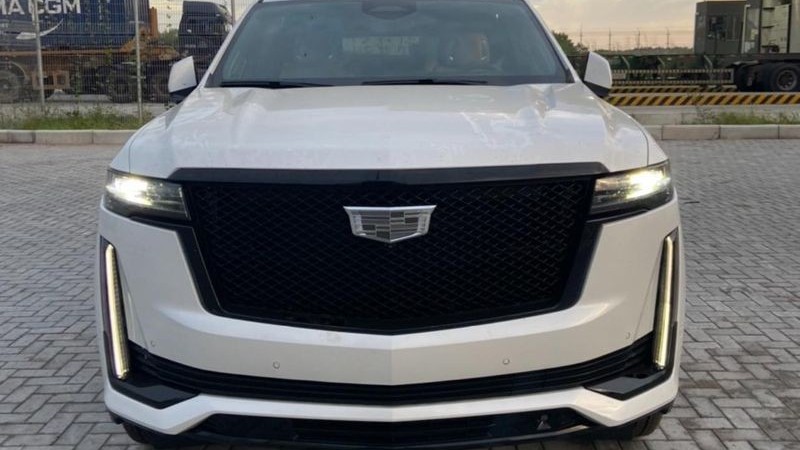 Cadillac Escalade ESV Sport đầu tiên về Việt Nam, giá lên tới 12 tỷ đồng