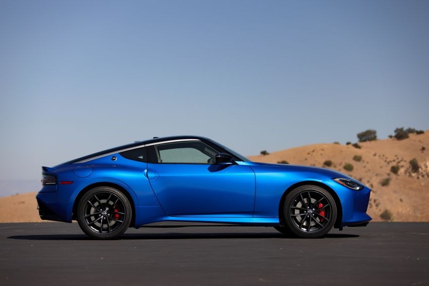 Nissan Z chính thức ra mắt, đối thủ nặng ký của Toyota Supra