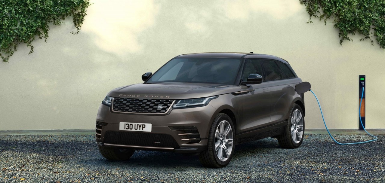 Range Rover Velar 2022 được bán tại Việt Nam với giá từ 4,030 tỷ đồng Range Rover Velar 2022 được bán tại Việt Nam với giá từ 4,030 tỷ đồng