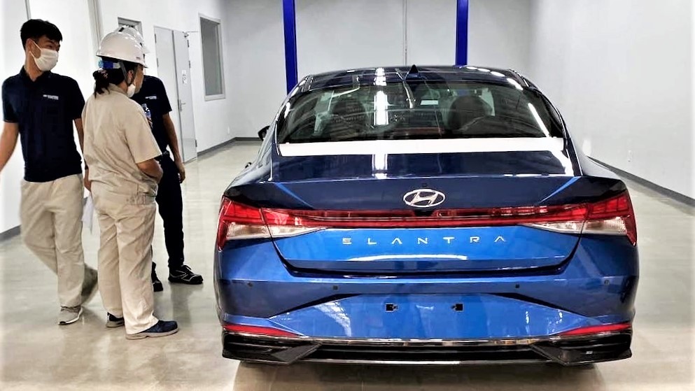 Hyundai Elantra phiên bản hiệu năng cao N Line có mặt tại Việt Nam