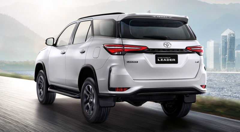 Toyota Fortuner 2023 ra mắt với nhiều nâng cấp mới Toyota Fortuner 2023 ra mắt với nhiều nâng cấp mới
