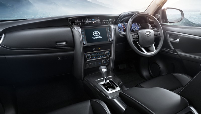 Toyota Fortuner 2023 ra mắt với nhiều nâng cấp mới Toyota Fortuner 2023 ra mắt với nhiều nâng cấp mới