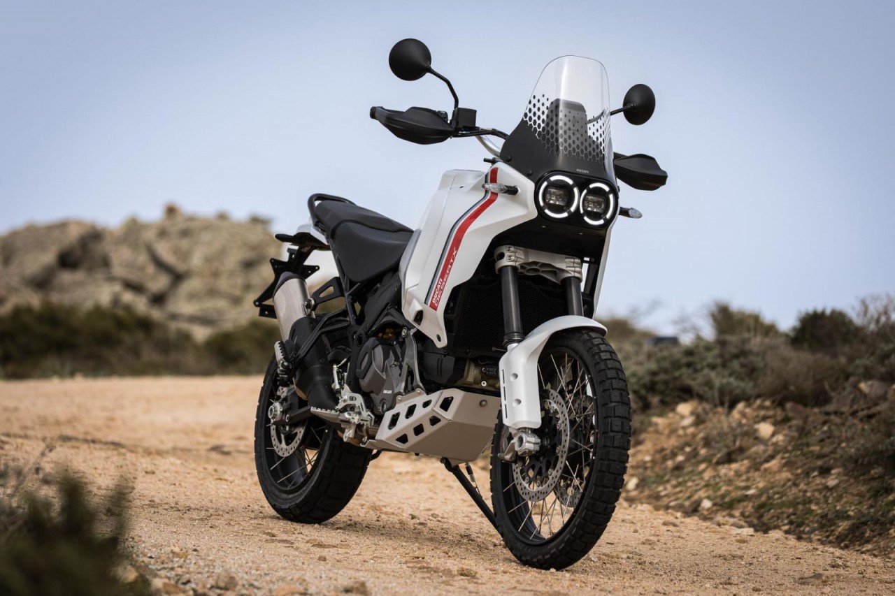 Ducati Việt Nam nhận đặt cọc DesertX và Streertfighter V2 Ducati Việt Nam nhận đặt cọc DesertX và Streertfighter V2