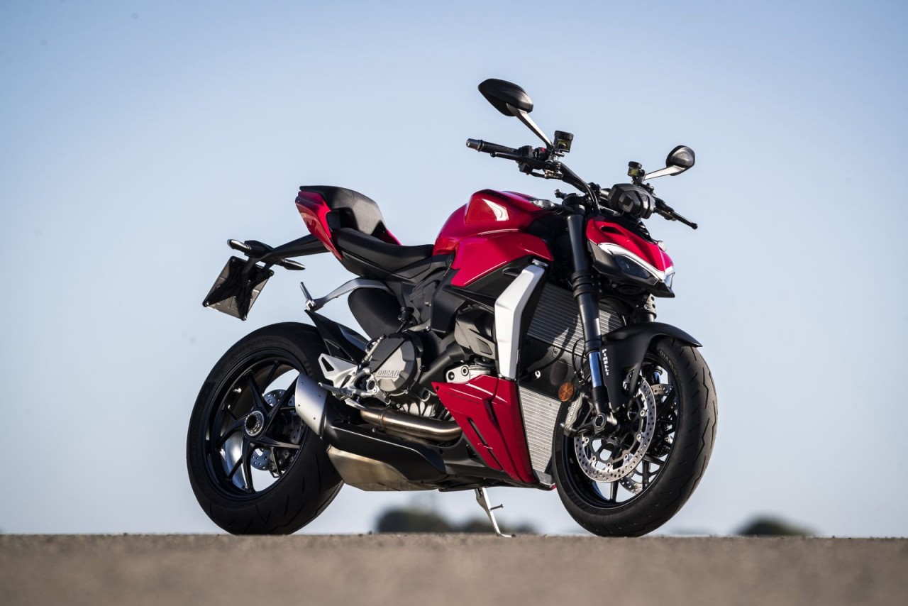 Ducati Việt Nam nhận đặt cọc DesertX và Streertfighter V2 Ducati Việt Nam nhận đặt cọc DesertX và Streertfighter V2