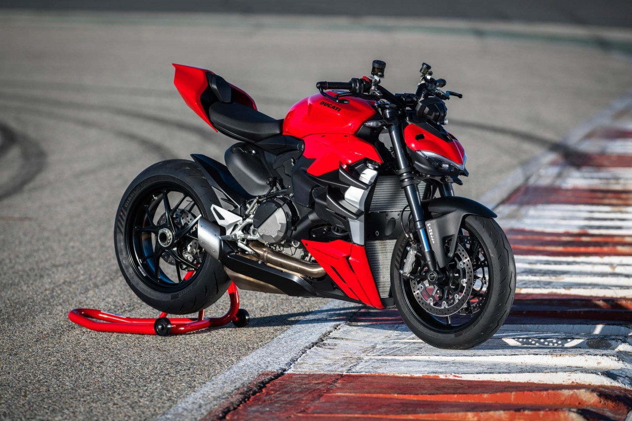 Ducati Việt Nam nhận đặt cọc DesertX và Streertfighter V2 Ducati Việt Nam nhận đặt cọc DesertX và Streertfighter V2