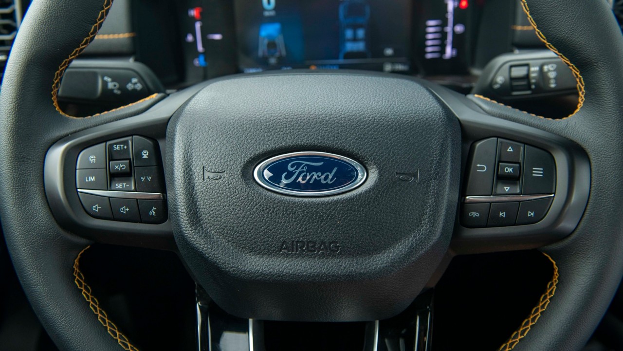 Giá Ford Ranger thế hệ mới ra mắt tại Việt Nam với giá 659 triệu đồng Giá Ford Ranger thế hệ mới ra mắt tại Việt Nam với giá 659 triệu đồng