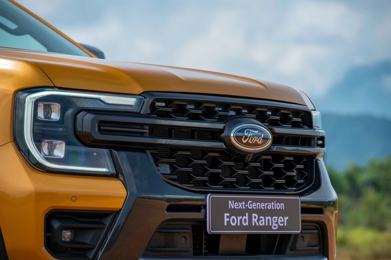Giá Ford Ranger thế hệ mới ra mắt tại Việt Nam với giá 659 triệu đồng Giá Ford Ranger thế hệ mới ra mắt tại Việt Nam với giá 659 triệu đồng