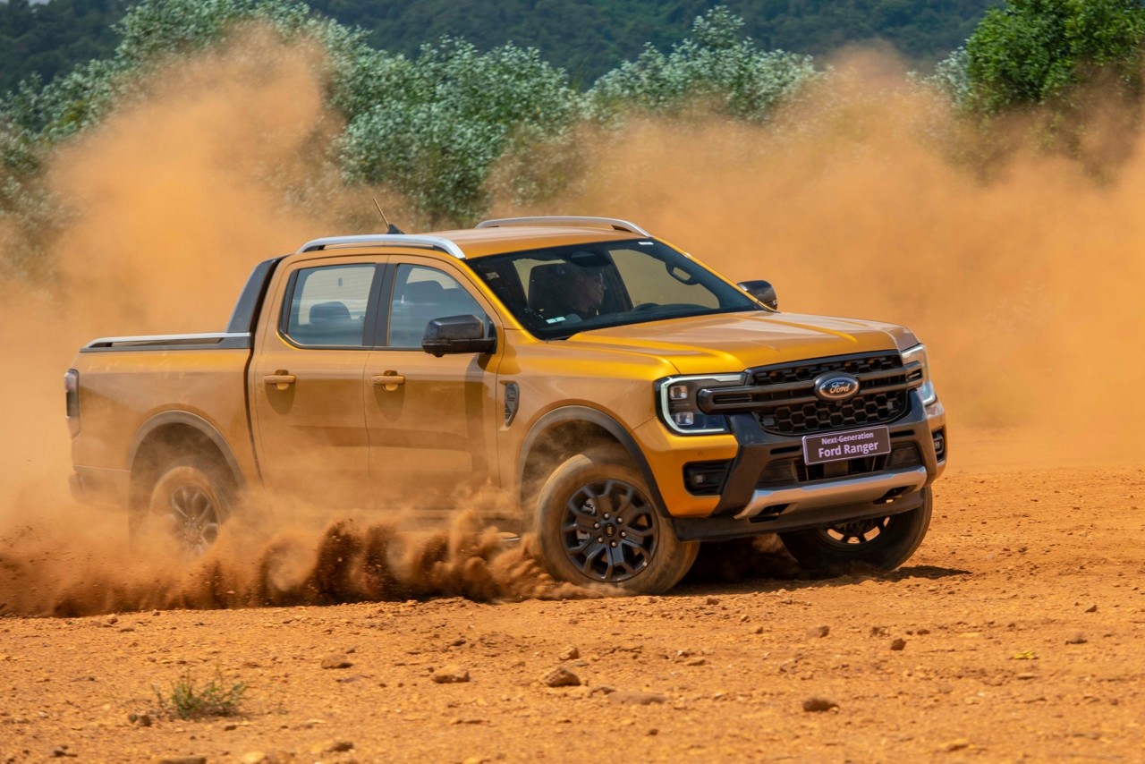 Giá Ford Ranger thế hệ mới ra mắt tại Việt Nam với giá 659 triệu đồng Giá Ford Ranger thế hệ mới ra mắt tại Việt Nam với giá 659 triệu đồng